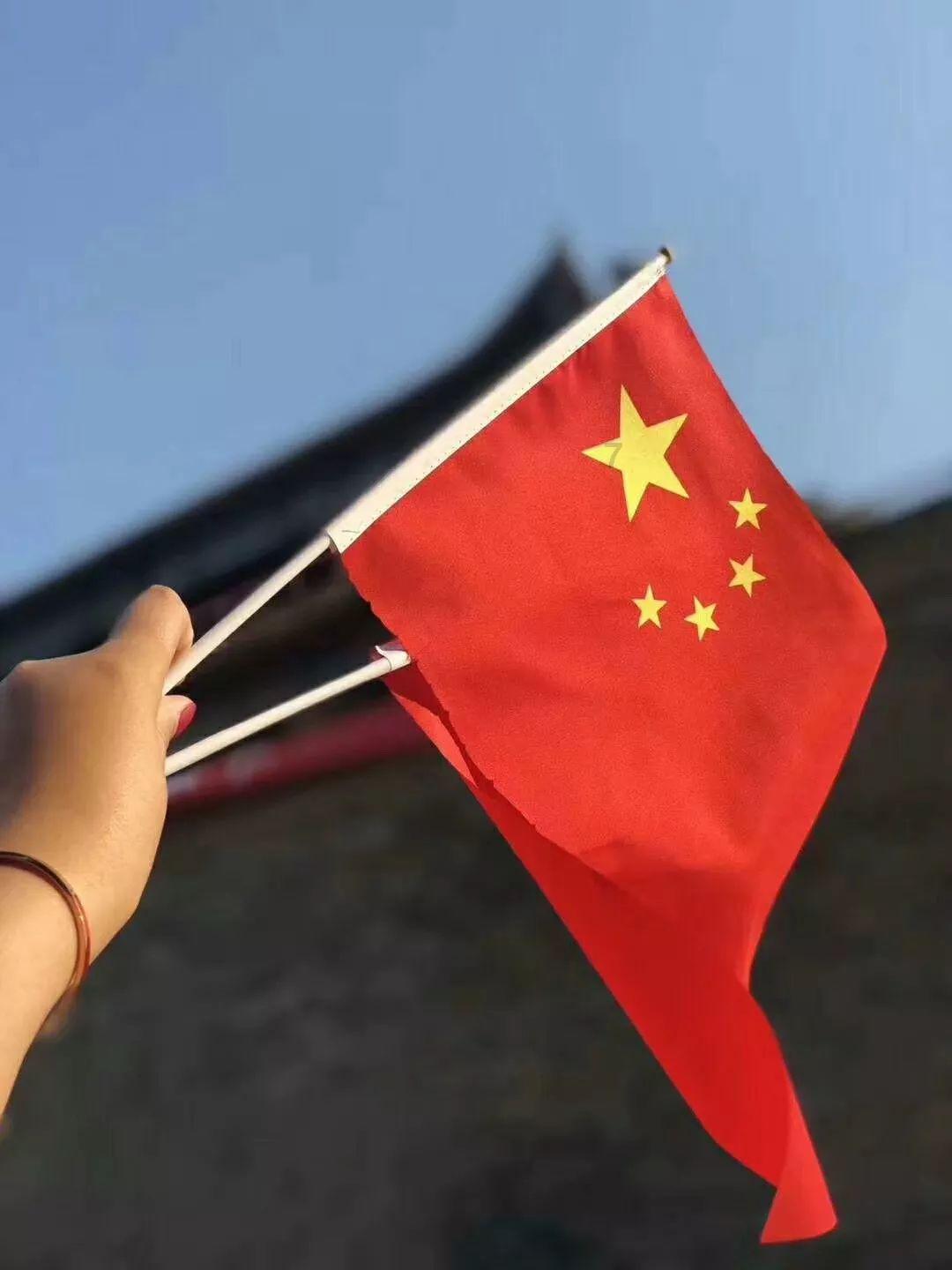 特斯拉期权聚焦：1月24日成交186.9万张，未平仓合约654.38万张